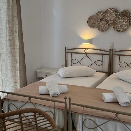 Hotel Chrisoula Antiparos Exterior photo