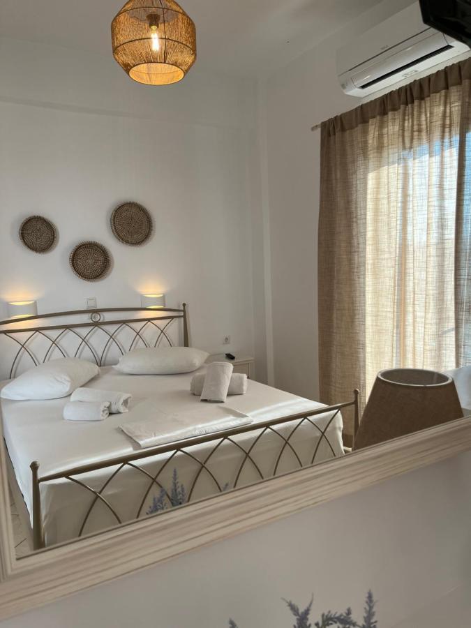 Hotel Chrisoula Antiparos Exterior photo